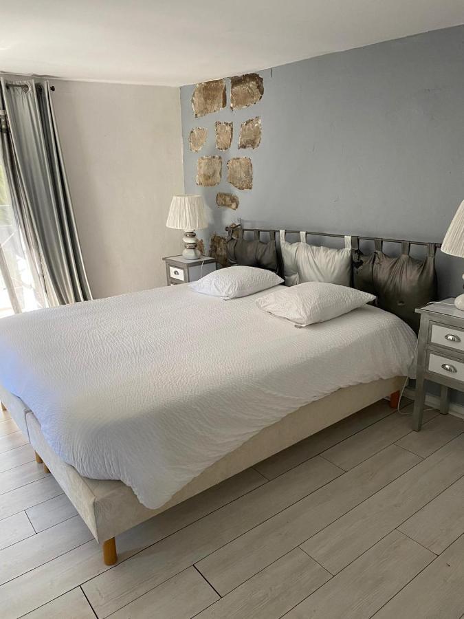 Le Moulin De Pommeuse Bed & Breakfast Bagian luar foto