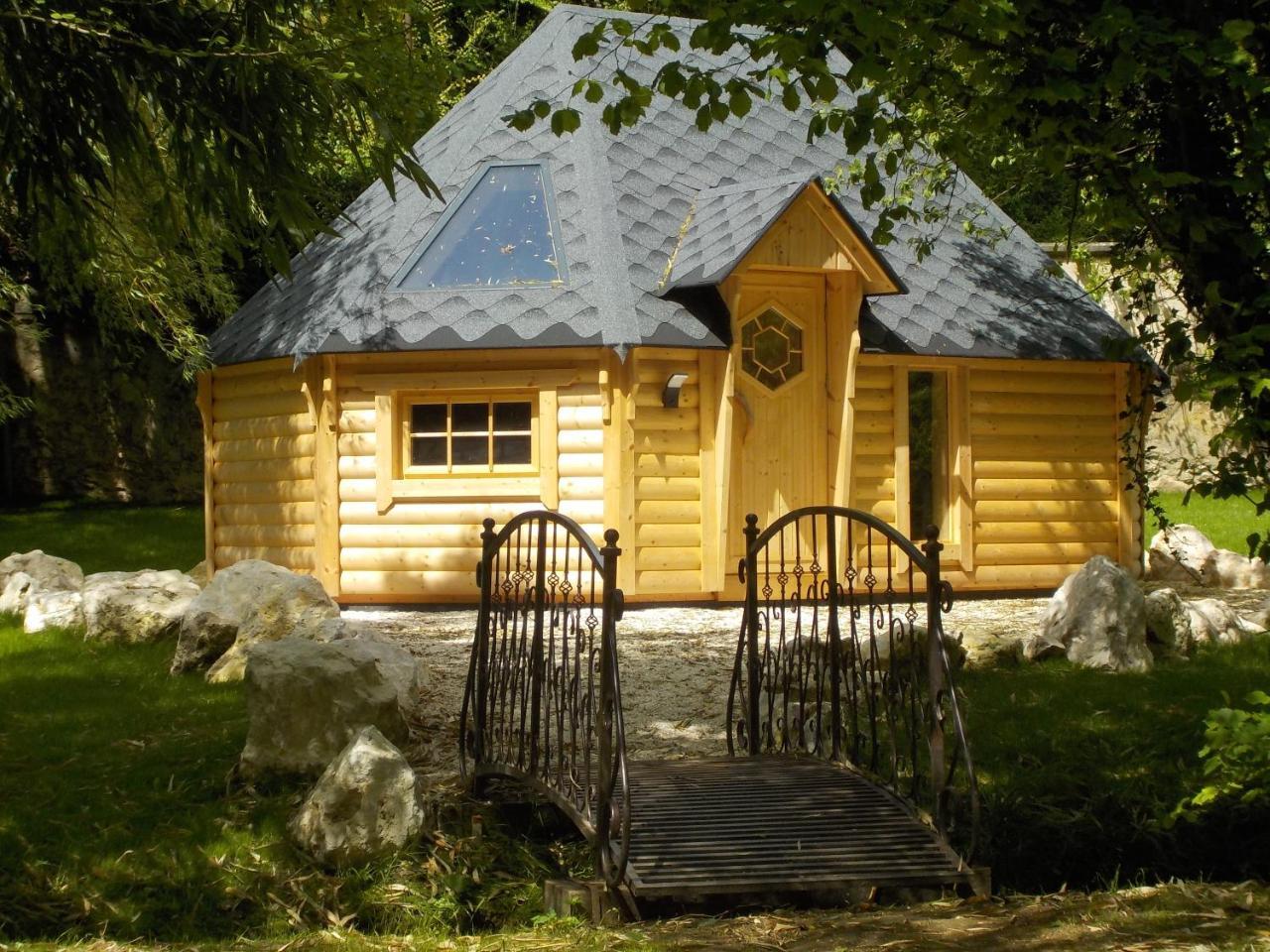 Le Moulin De Pommeuse Bed & Breakfast Bagian luar foto
