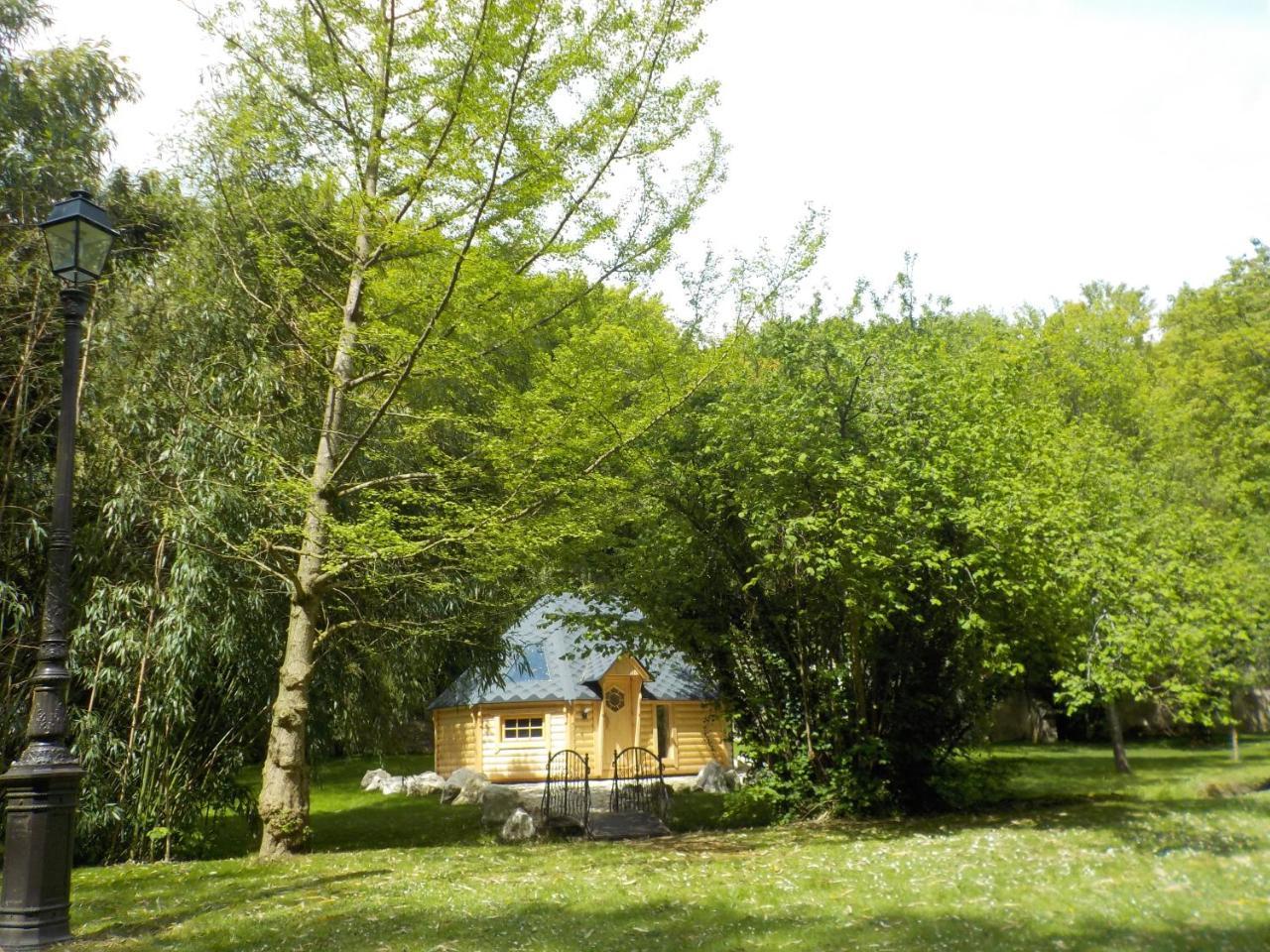 Le Moulin De Pommeuse Bed & Breakfast Bagian luar foto