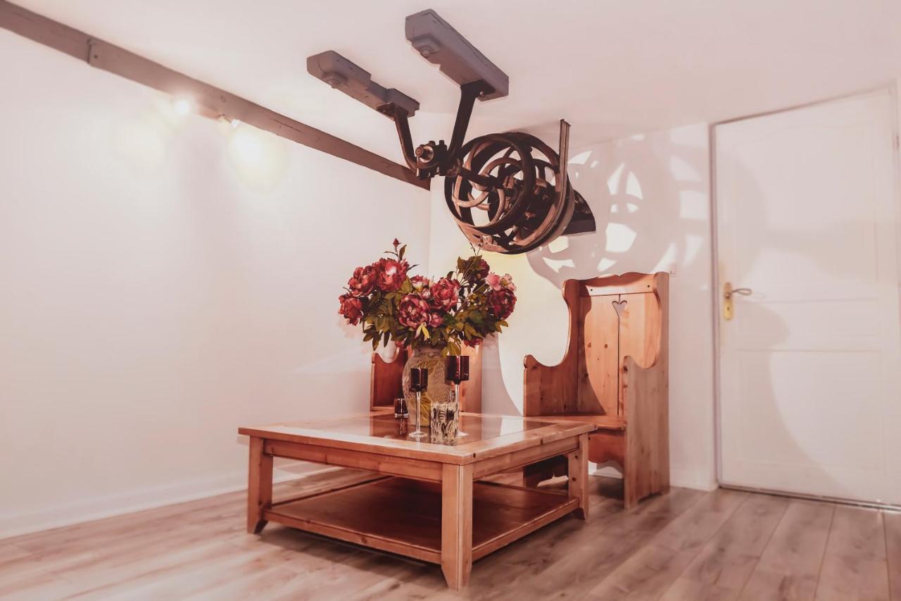 Le Moulin De Pommeuse Bed & Breakfast Bagian luar foto