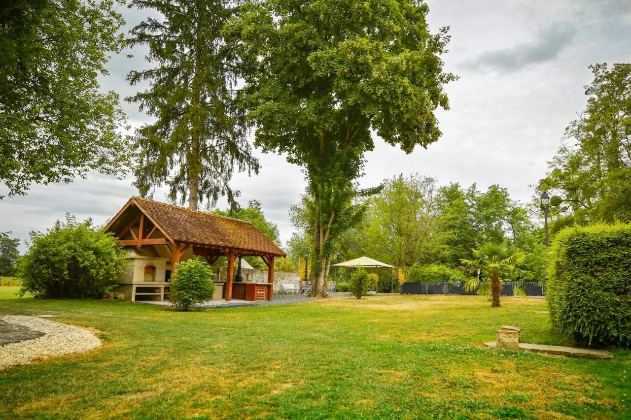 Le Moulin De Pommeuse Bed & Breakfast Bagian luar foto